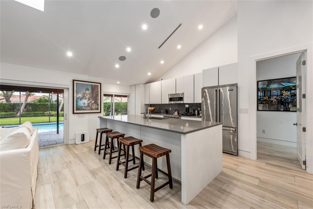 743 Reef Point CIR