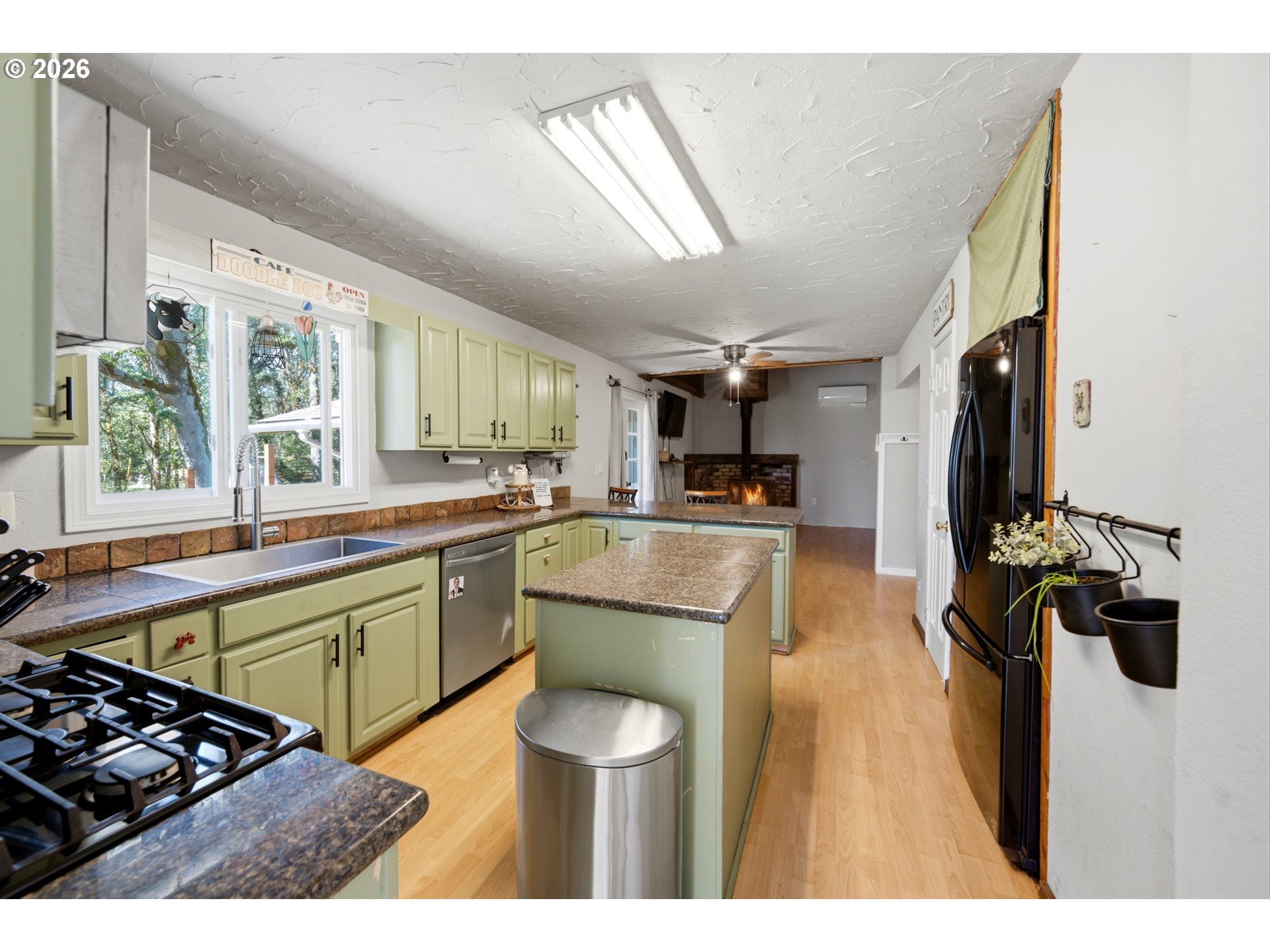 40662 FISH HATCHERY DR