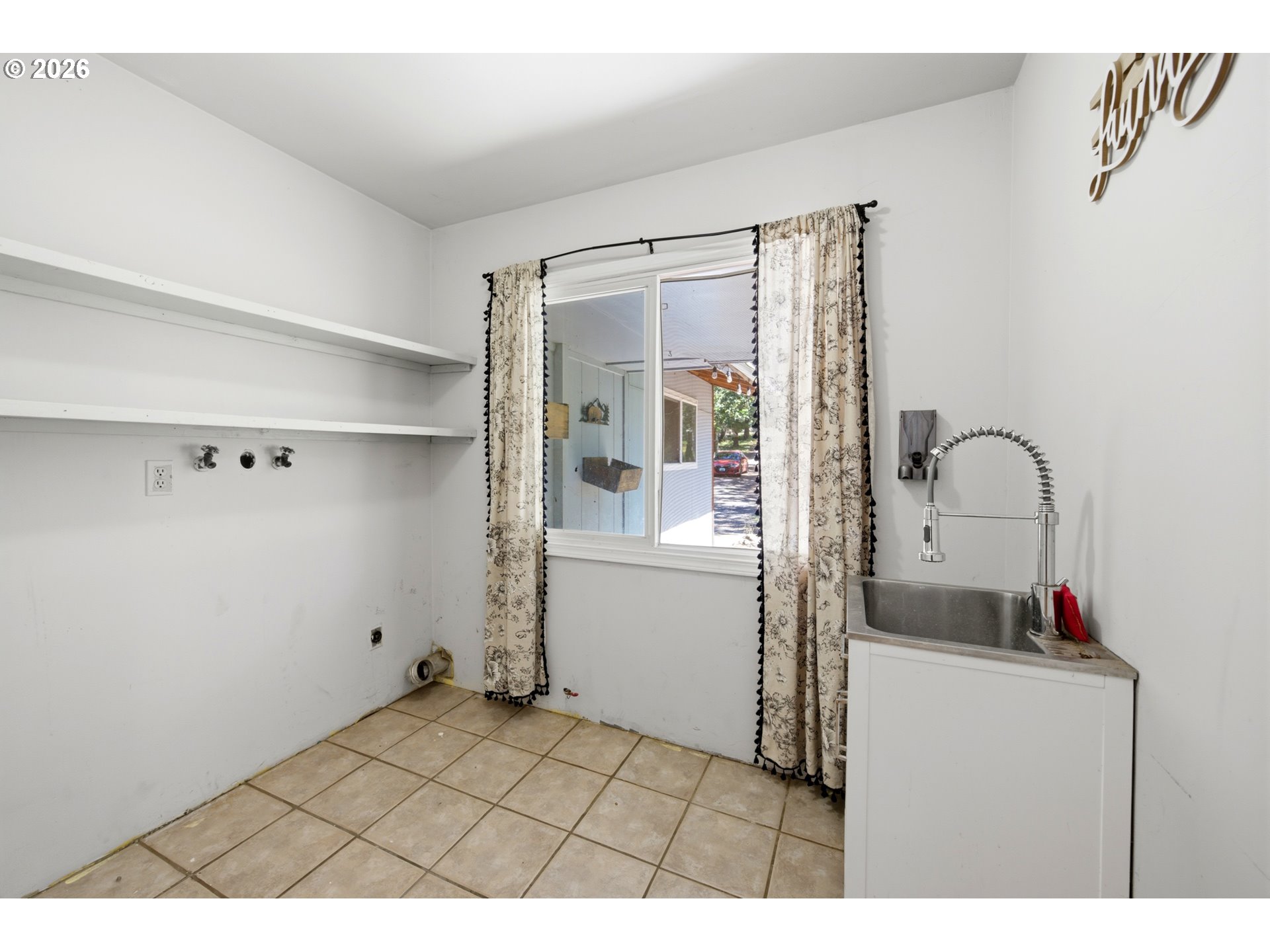 40662 FISH HATCHERY DR