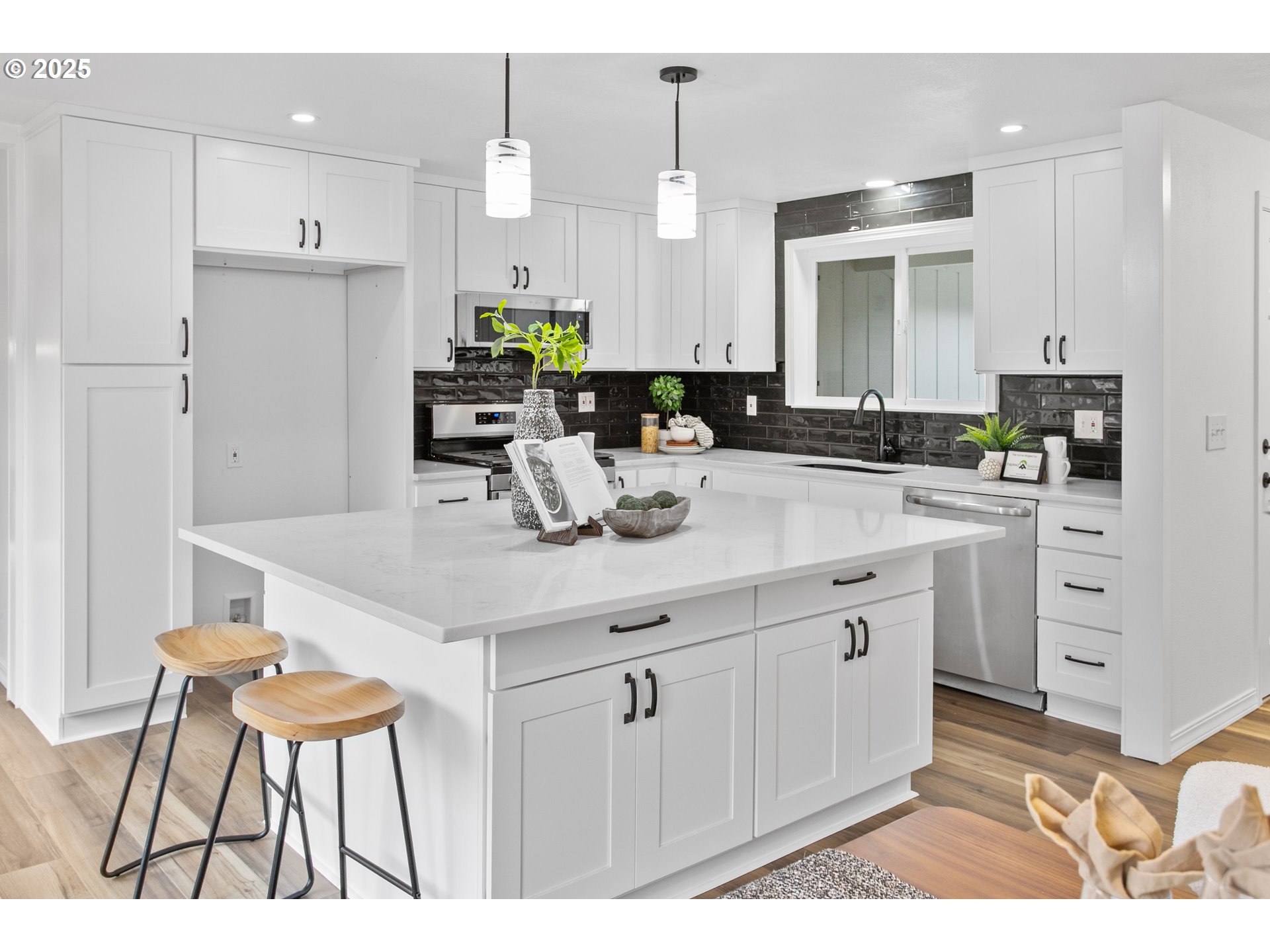 19080 SW BROOKLAWN PL