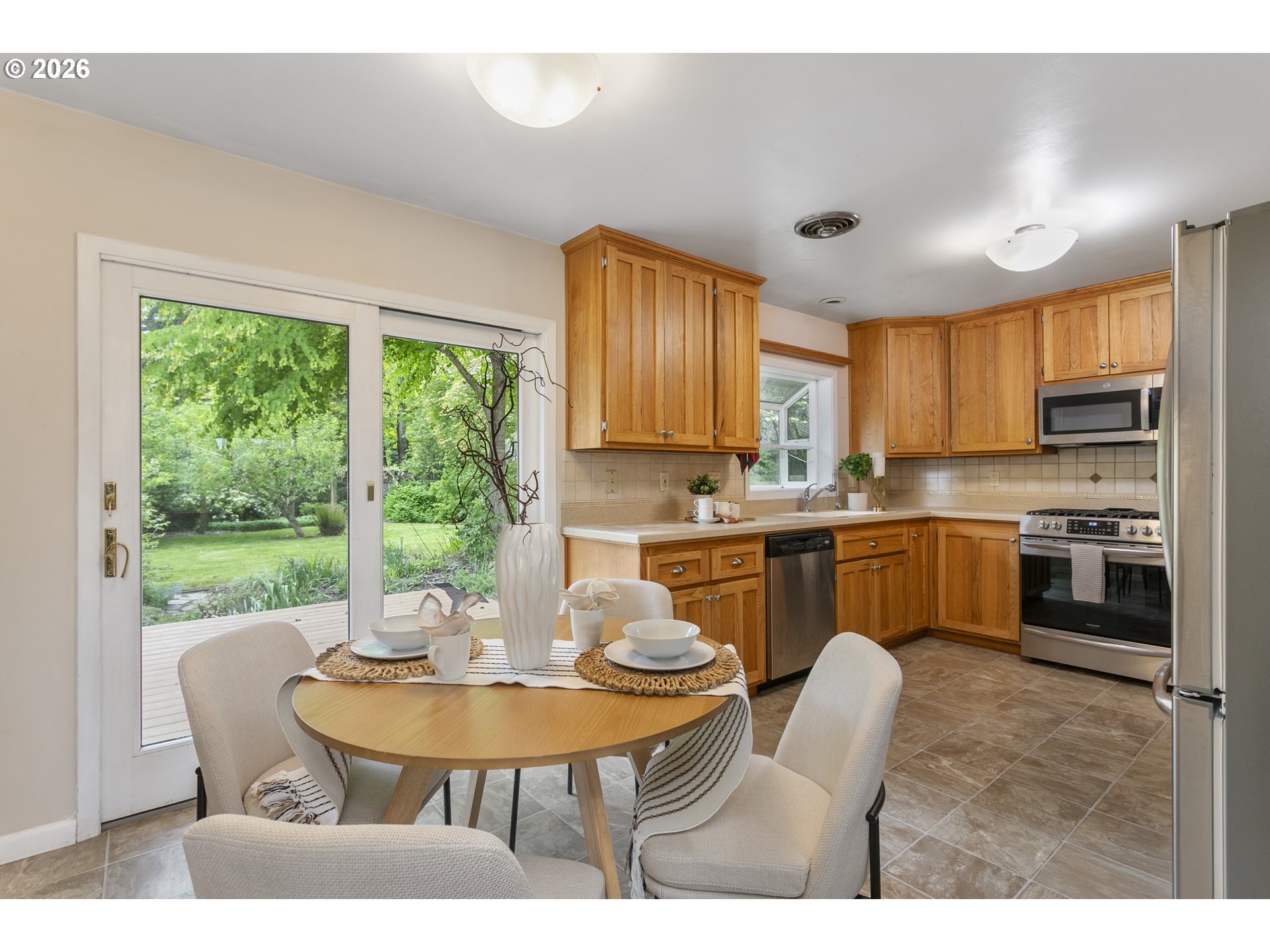 4255 CALAROGA CIR