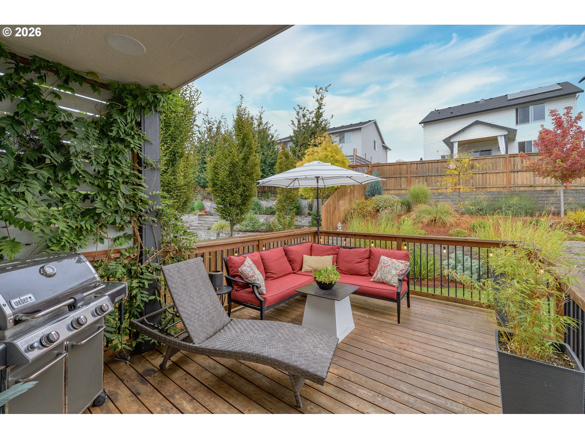 128 E TAYLOR DR