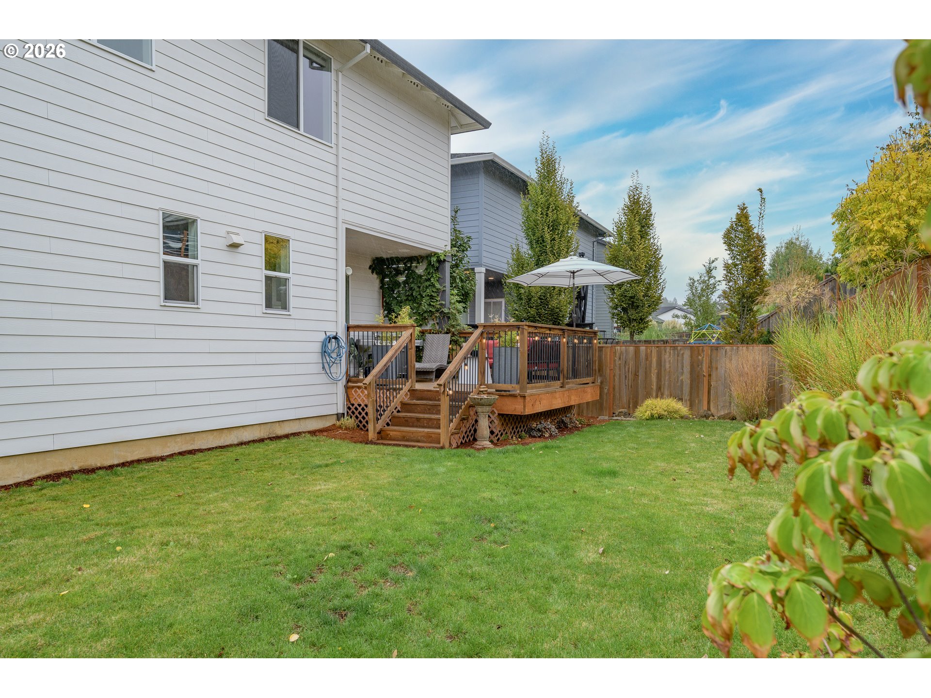 128 E TAYLOR DR