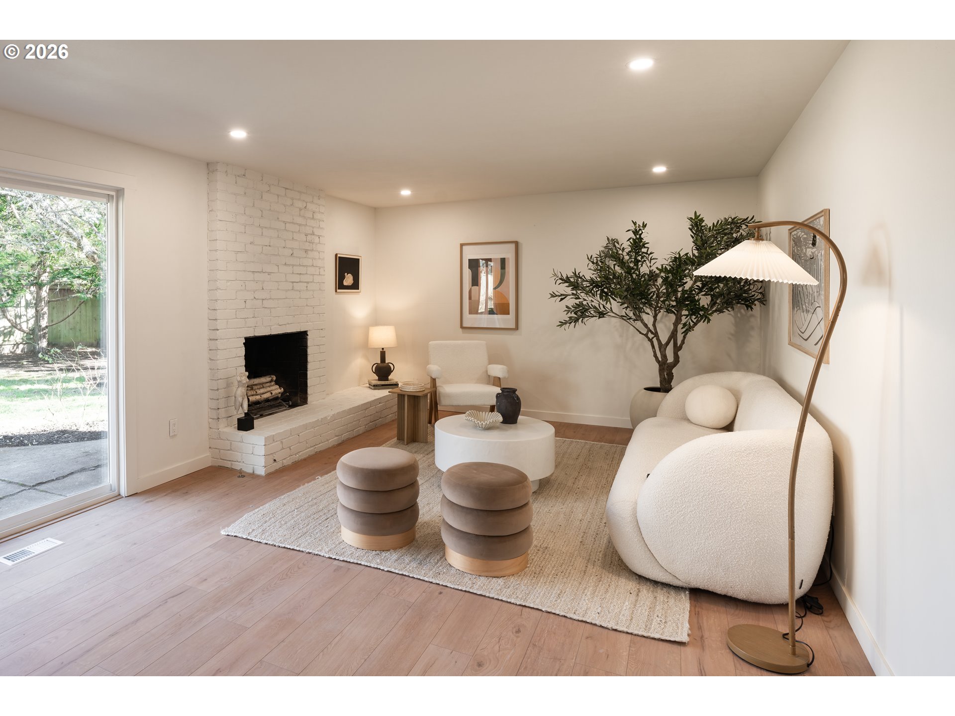 2573 SE MEADOW LARK DR