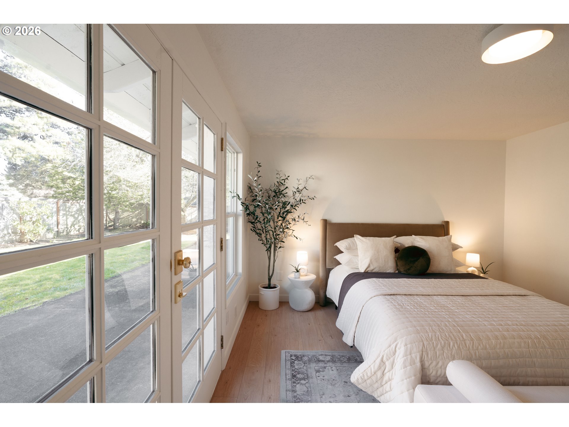 2573 SE MEADOW LARK DR