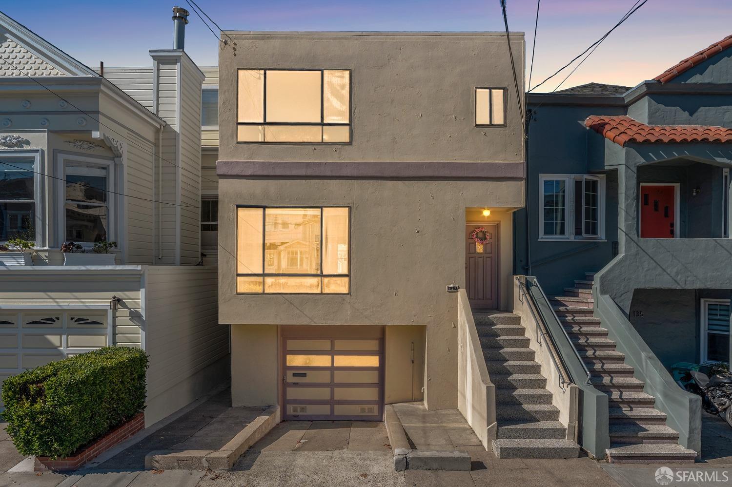 137 11th Avenue