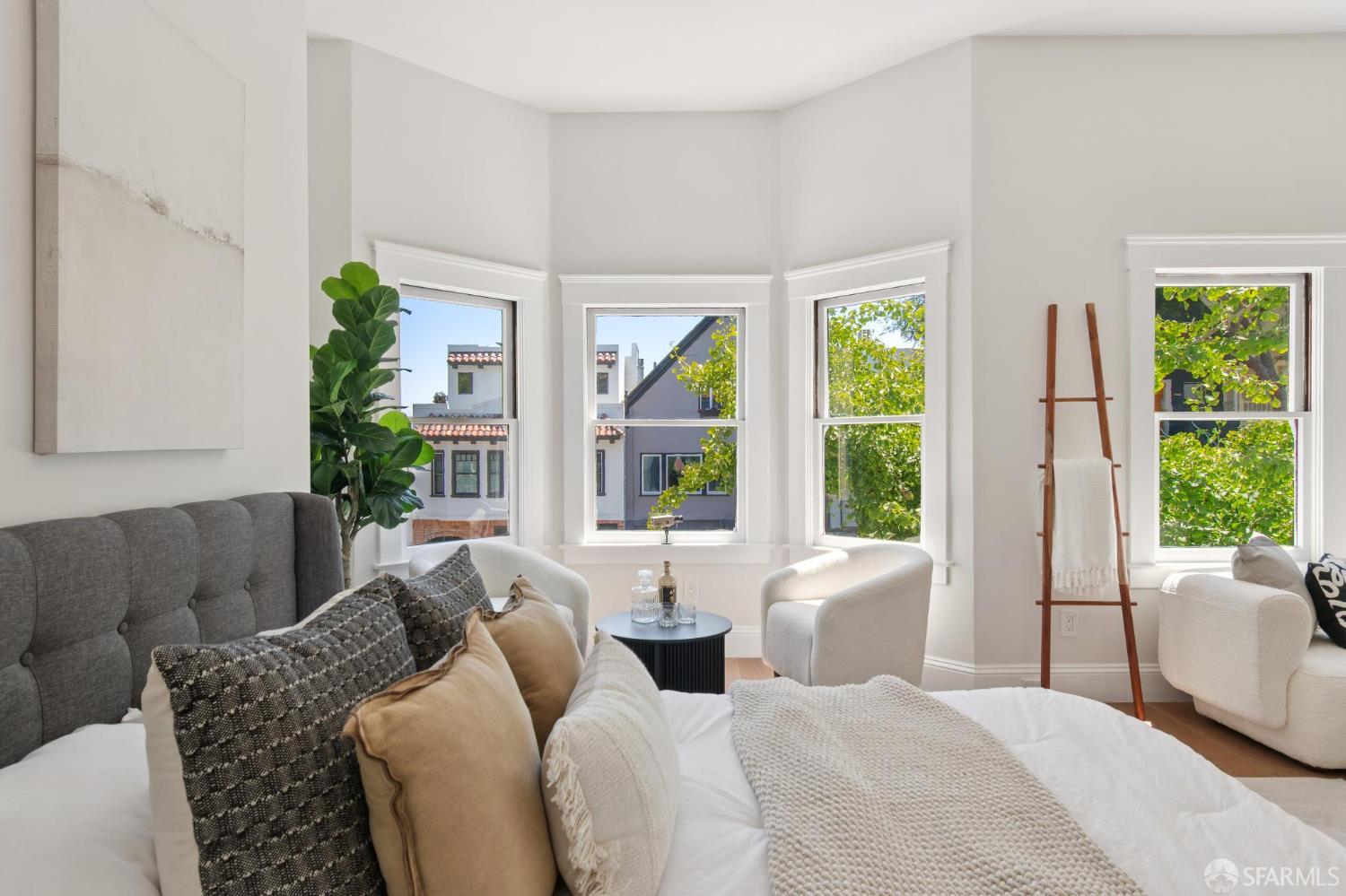 3284 Folsom Street
