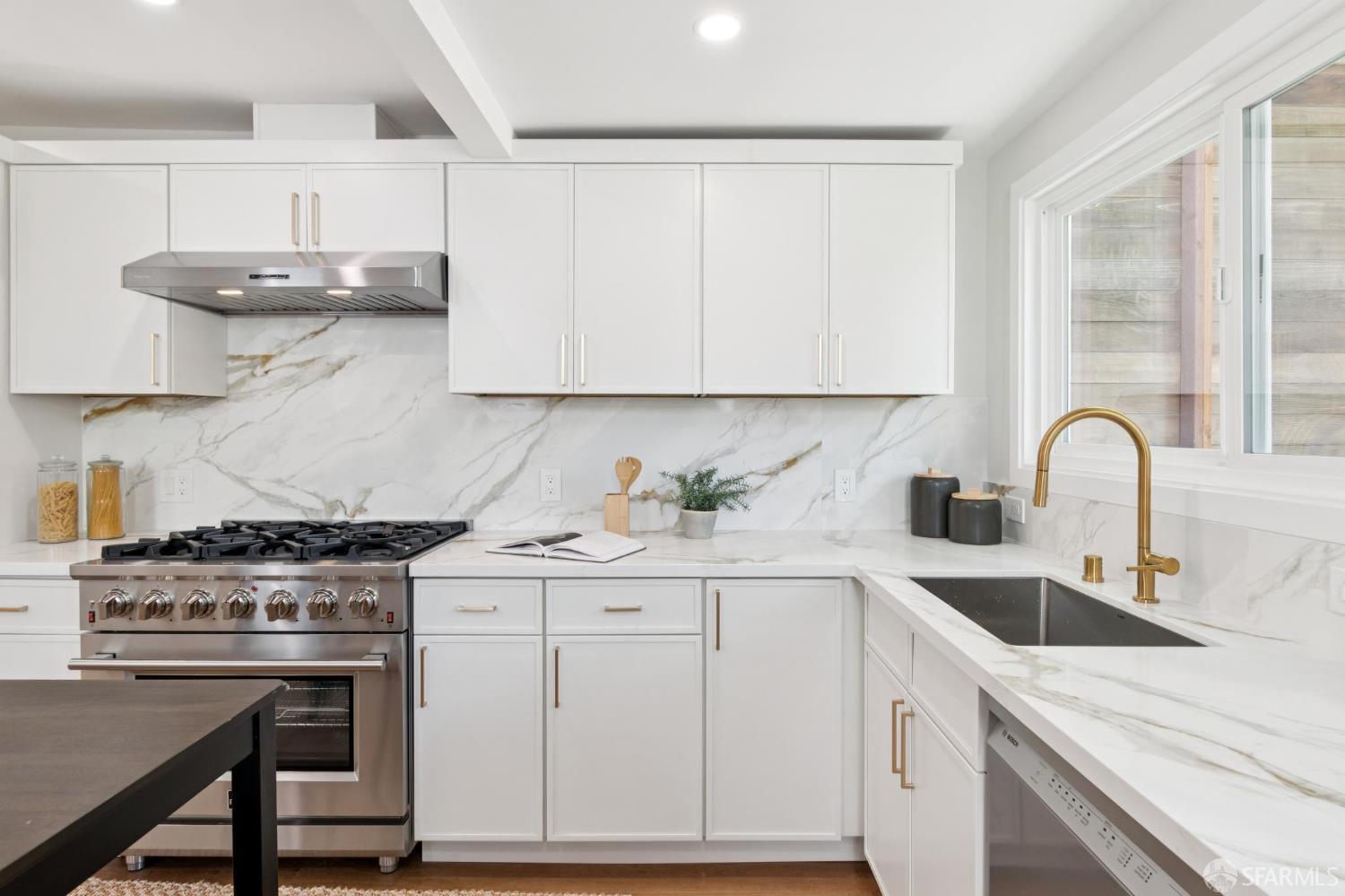 3284 Folsom Street
