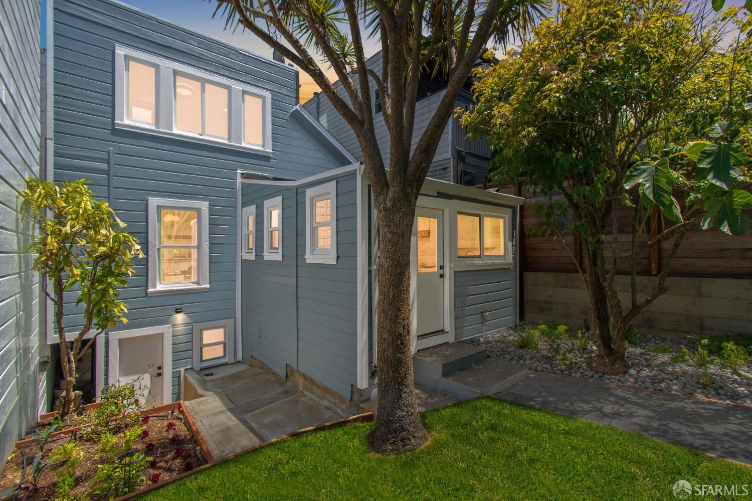 3284 Folsom Street