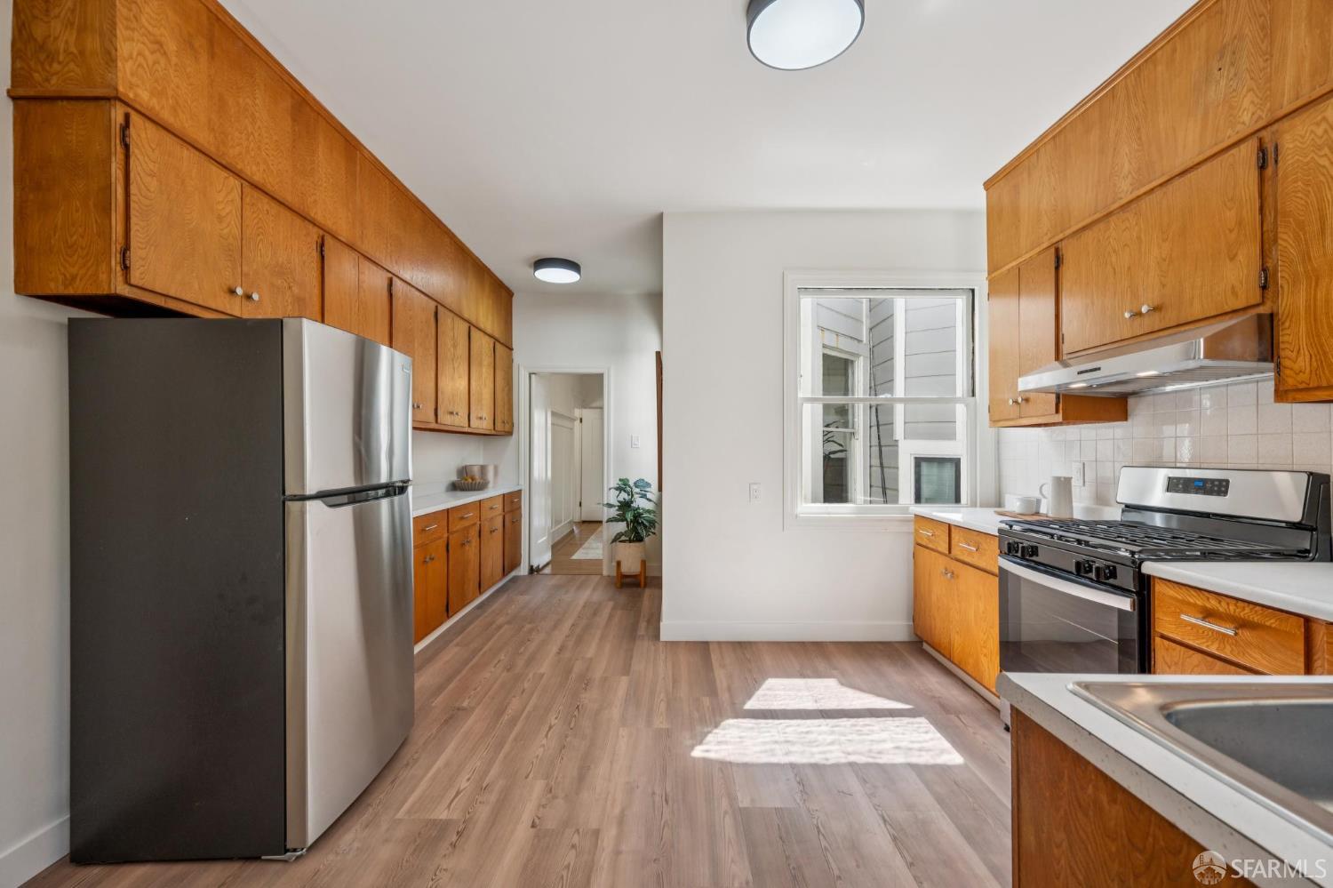 171 9th Avenue