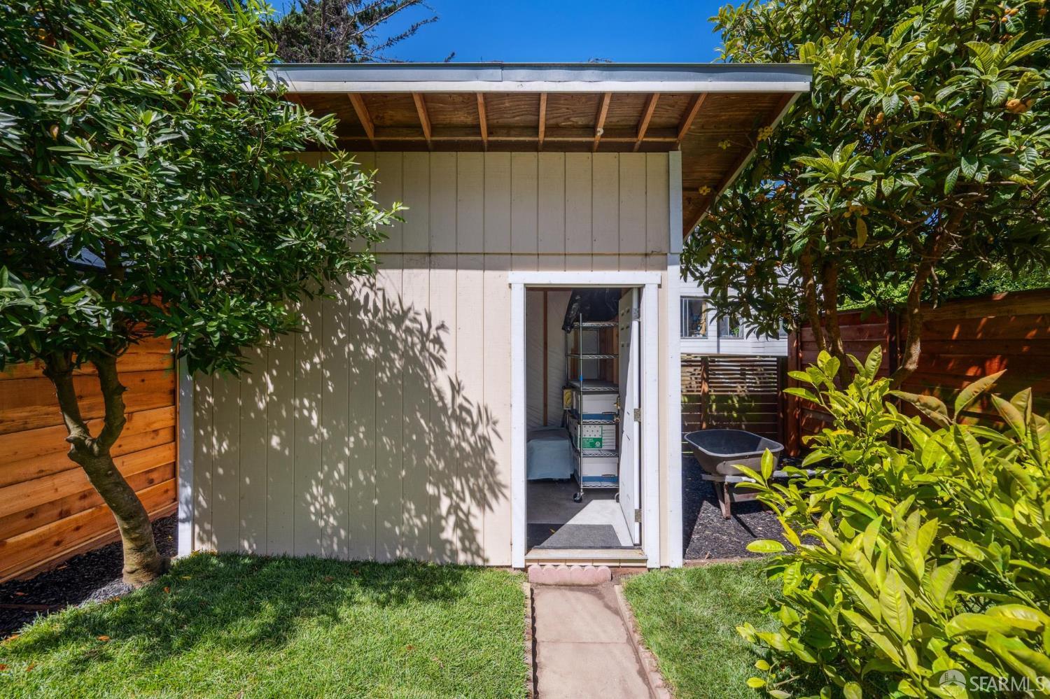 171 9th Avenue
