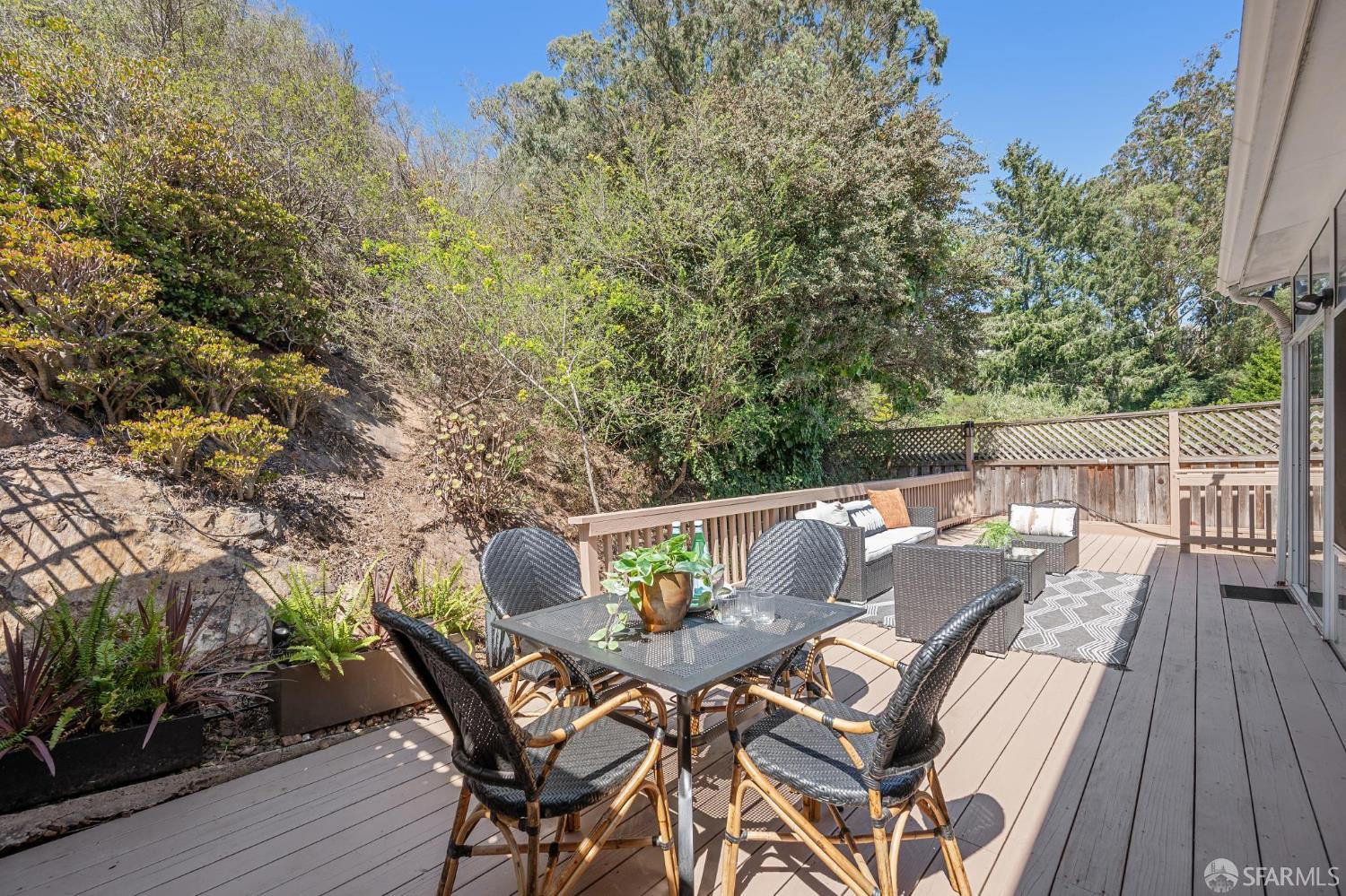 330 Los Palmos Drive