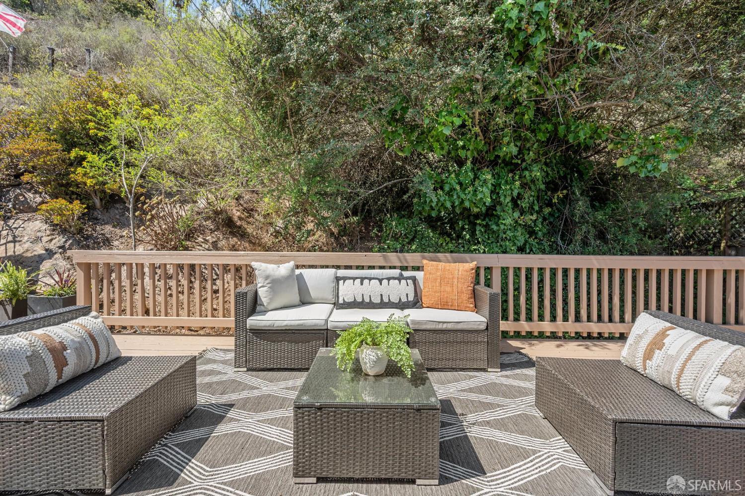 330 Los Palmos Drive