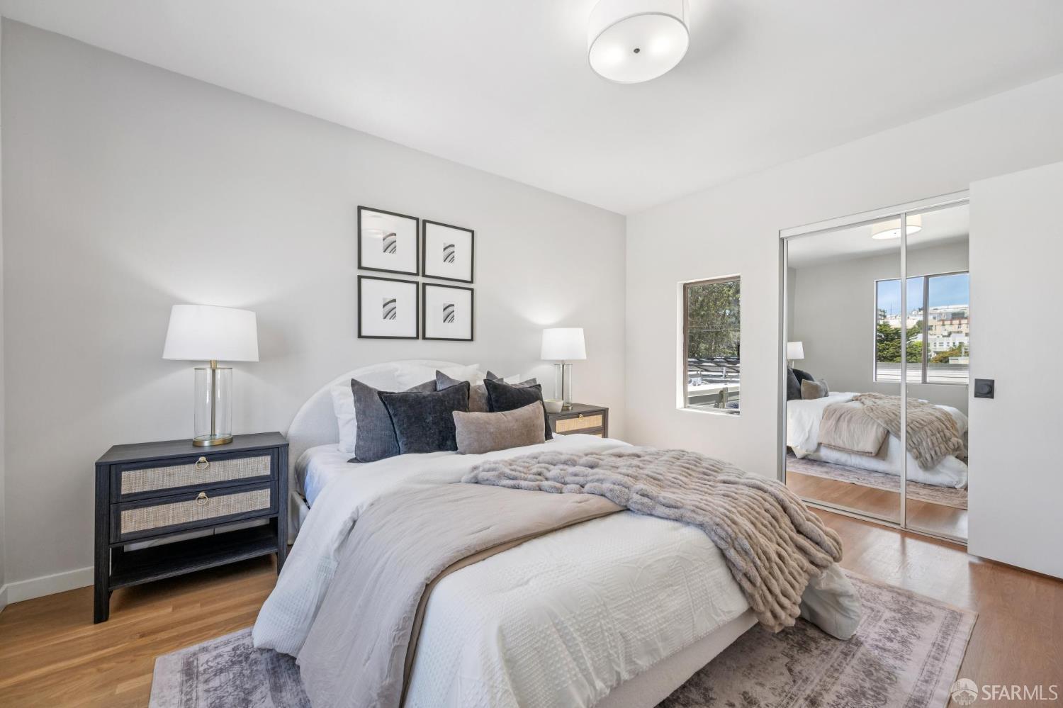 5544-5546 Fulton Street