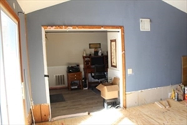 150 Yvonne Rd
