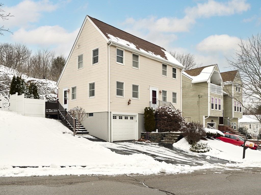 15 Lawrence Rd