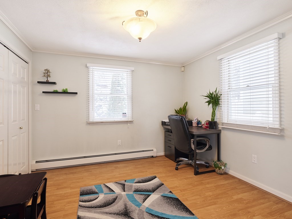 15 Lawrence Rd