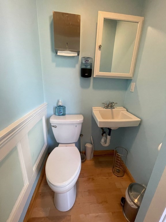 17-23 Essex St # 17