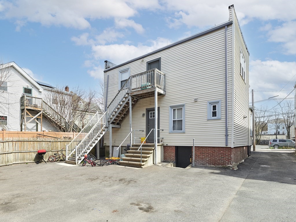 69 Parker St