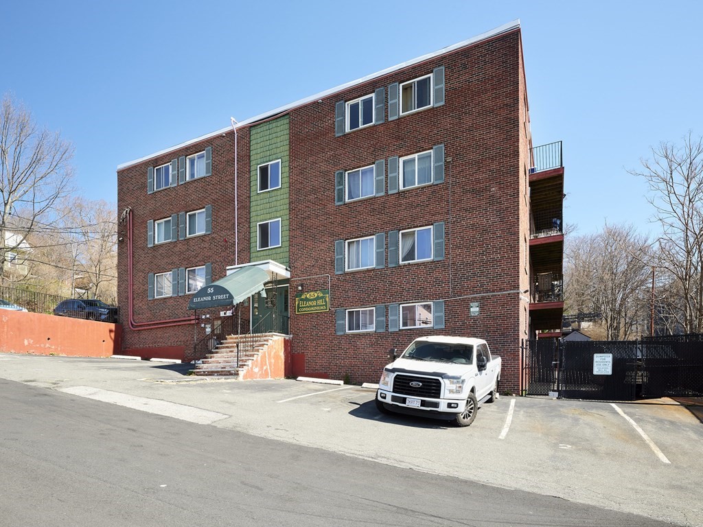 55 Eleanor St # 11