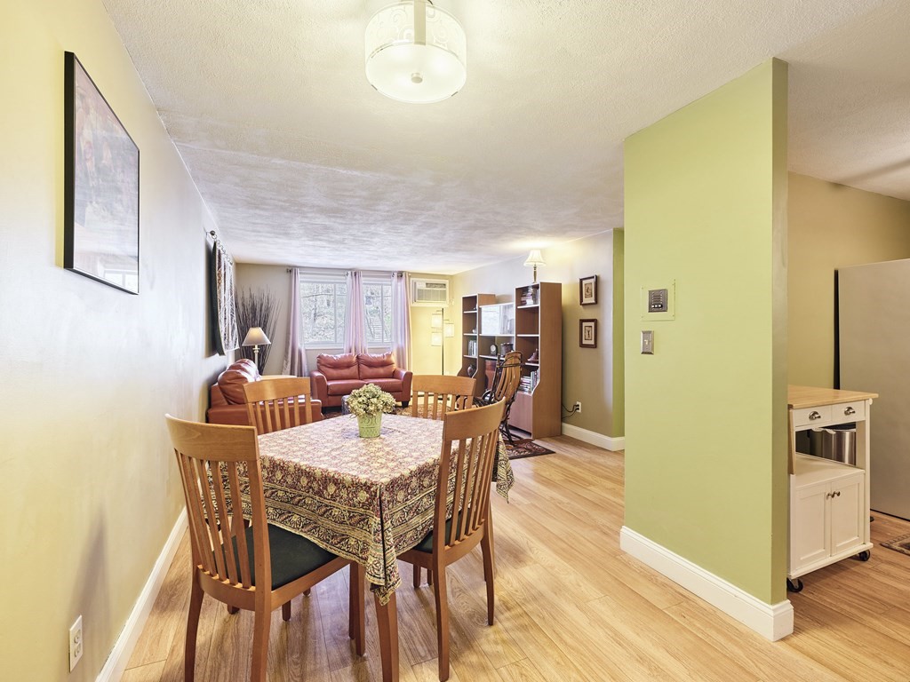 55 Eleanor St # 11