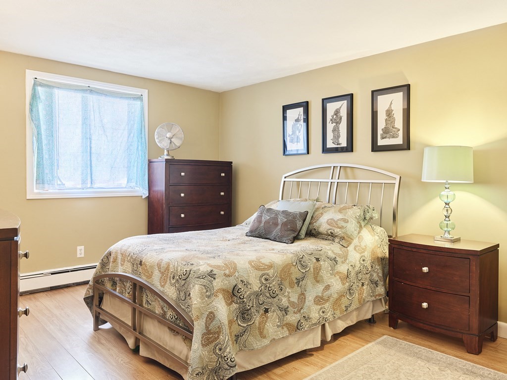 55 Eleanor St # 11
