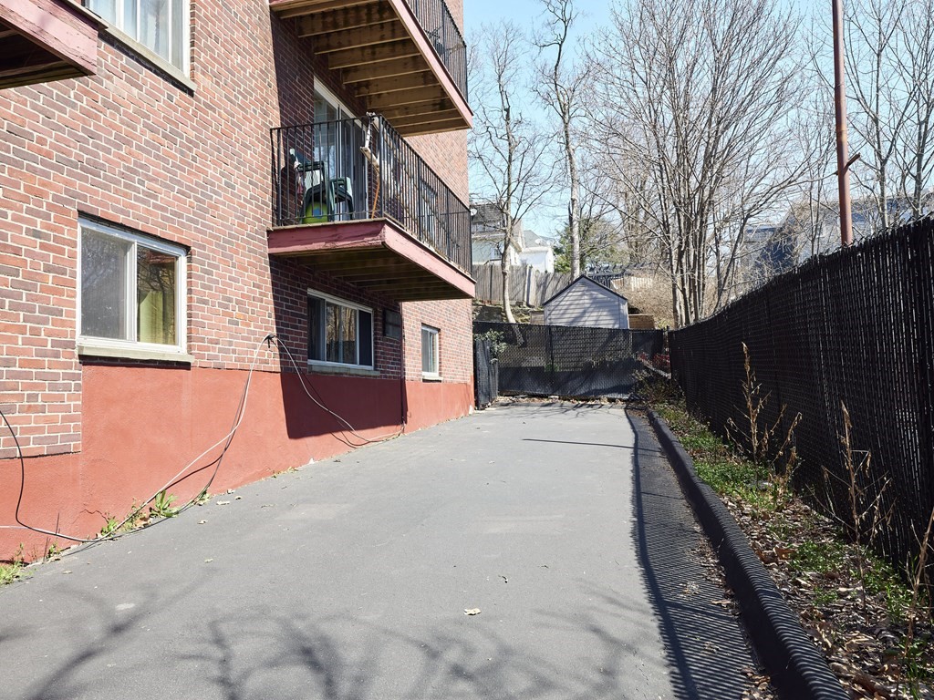 55 Eleanor St # 11