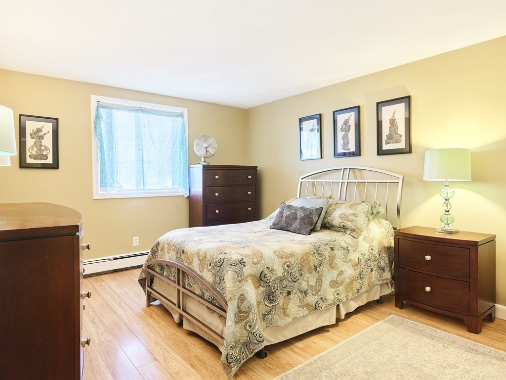 55 Eleanor St # 11