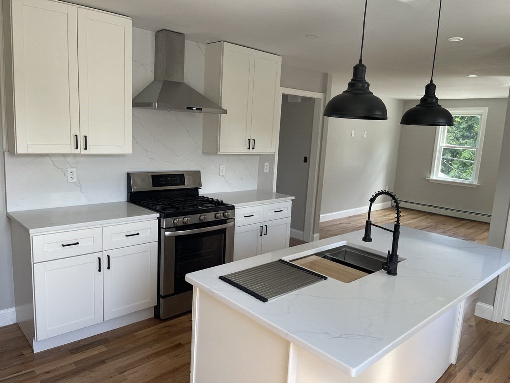 73 Saunders Street # 2