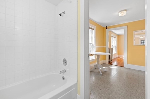 23 Tewksbury St # 1R