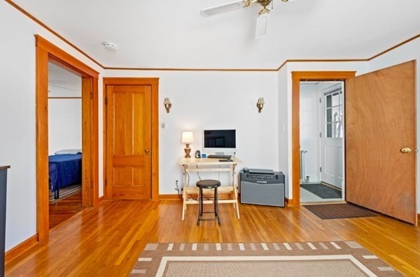 23 Tewksbury St # 1L