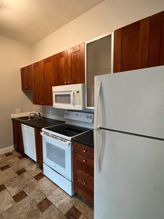 220 Broadway # 18