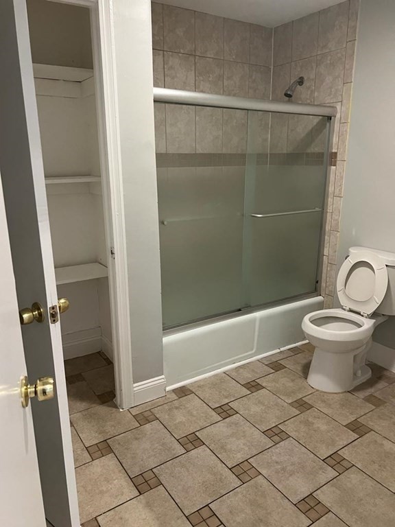 220 Broadway # 18