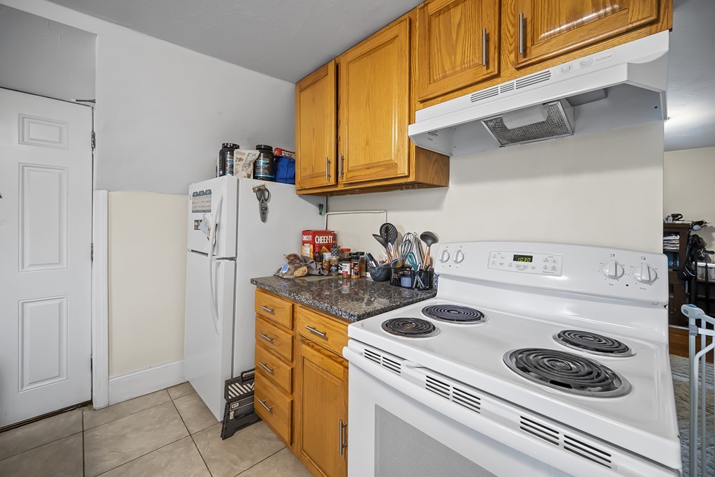 17 Wayland St