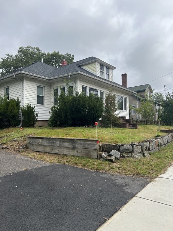 338 Union St