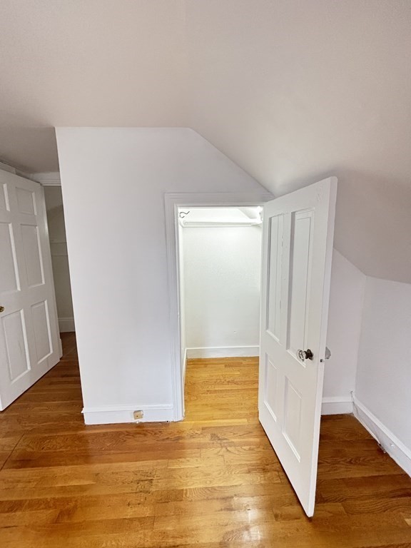 14 Lawrence St # 2
