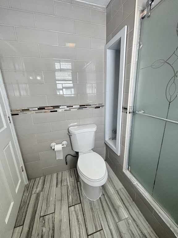 14 Lawrence St # 2
