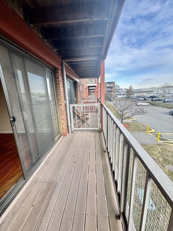 175 Ward St # 32