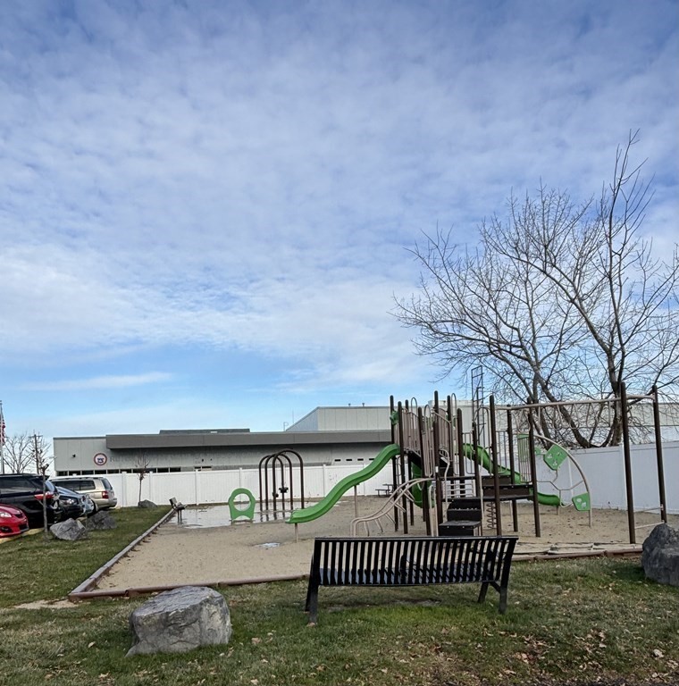 175 Ward St # 32
