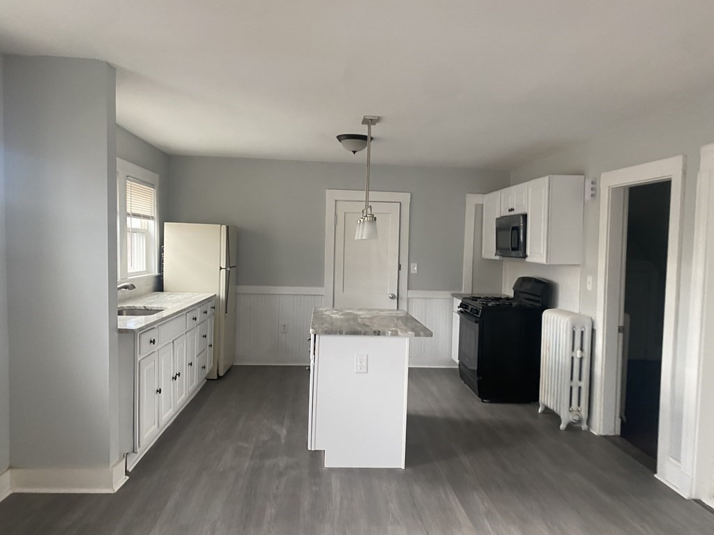 862 Broadway # 3