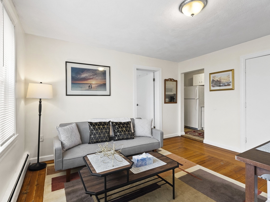 185 Lewis St # 3