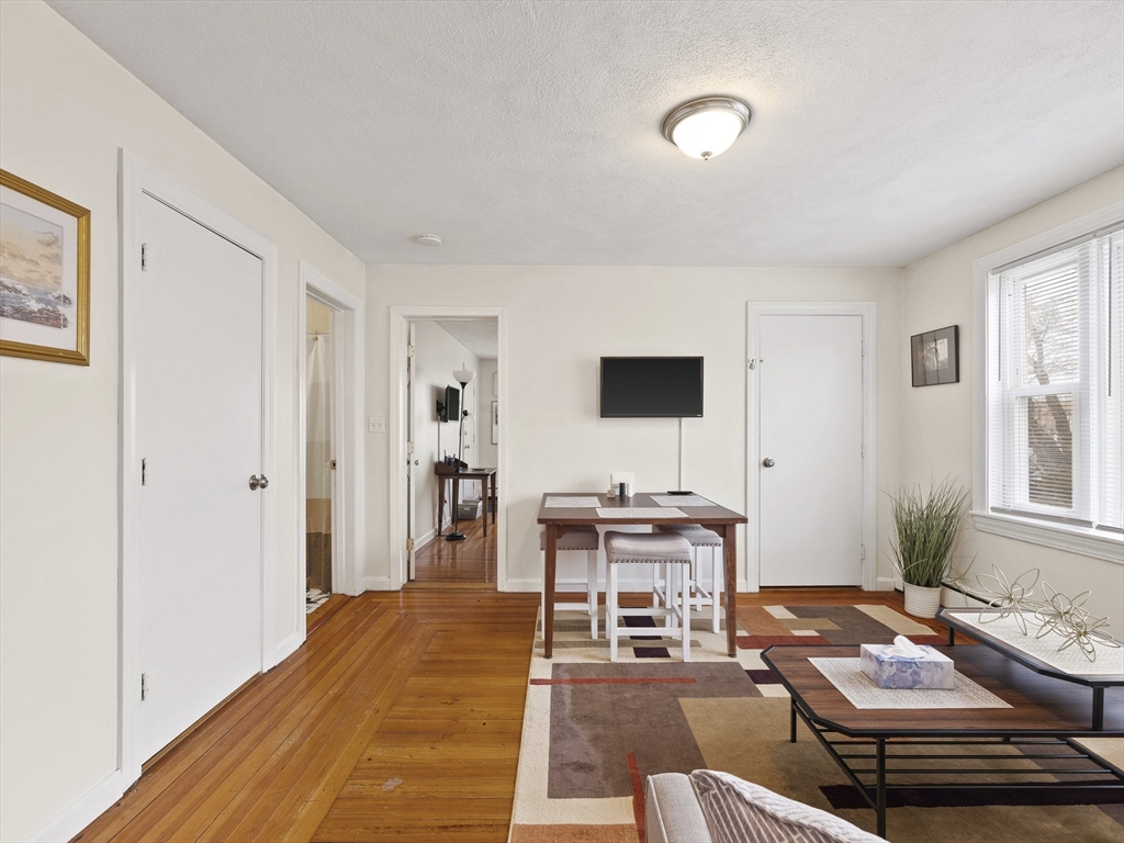185 Lewis St # 3