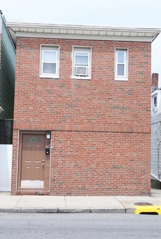 128 Bennington St