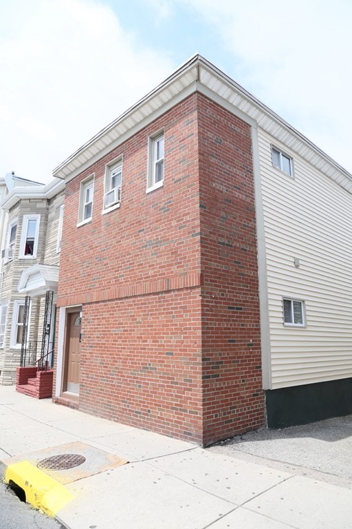 128 Bennington St