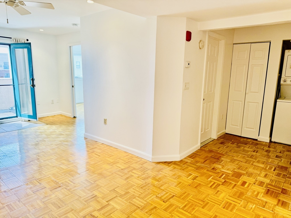 165 Cottage St # 713