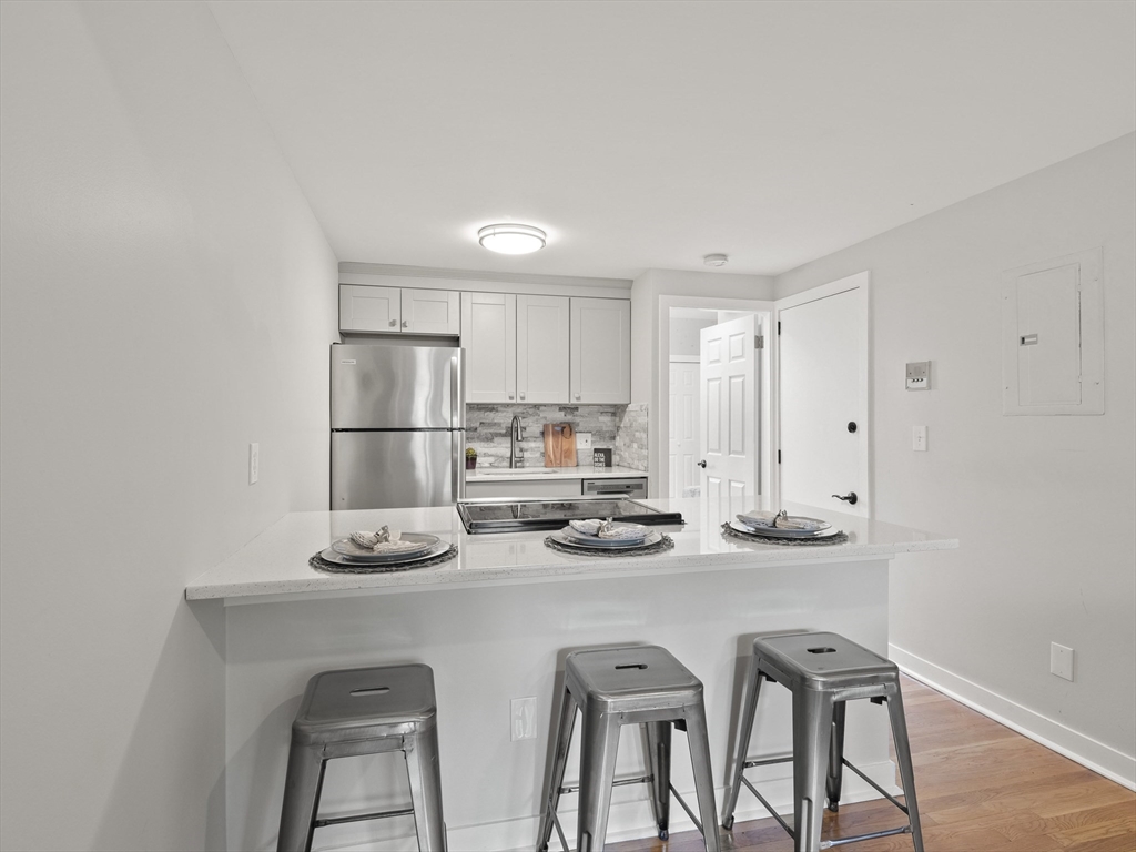 210 Washington Ave # 4