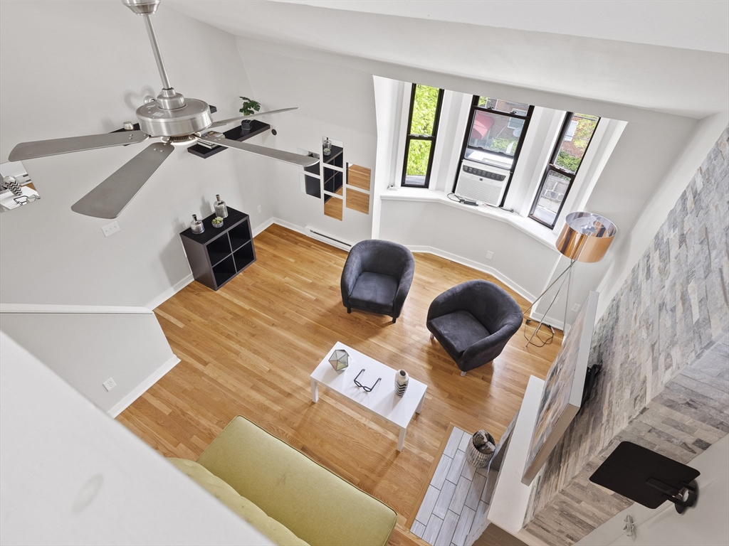 210 Washington Ave # 4