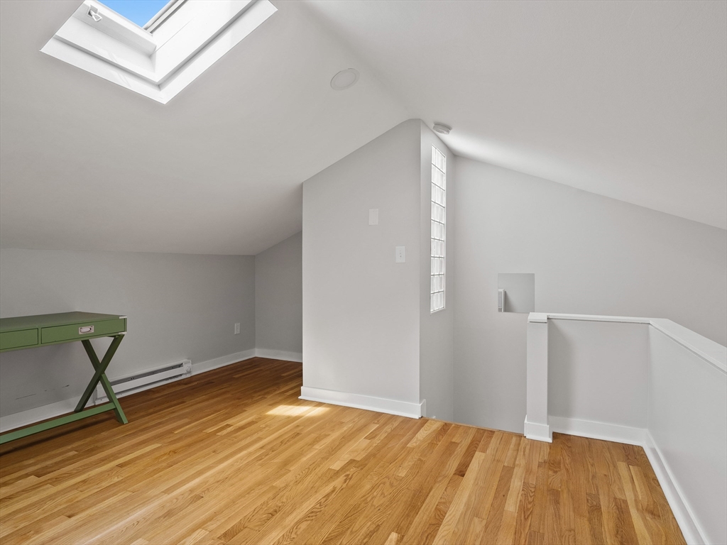 210 Washington Ave # 4