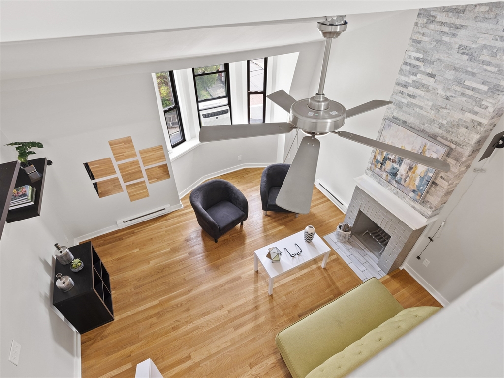 210 Washington Ave # 4