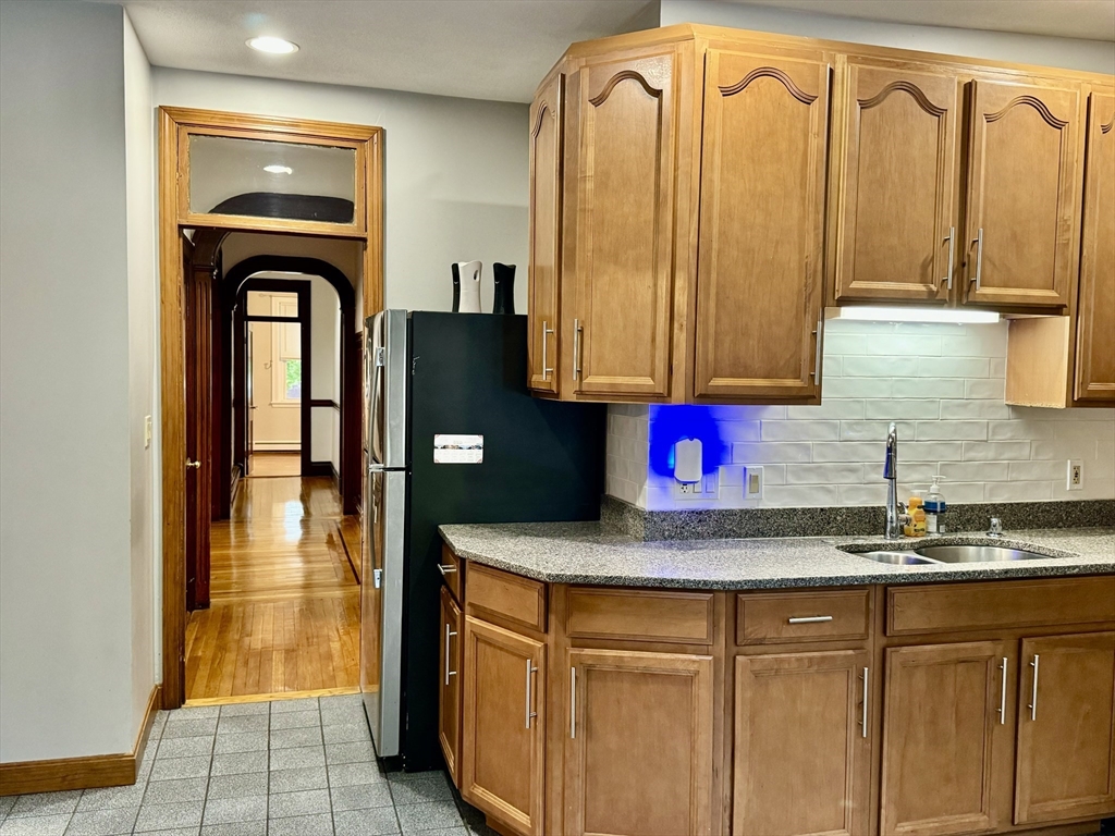 25 Reynolds Avenue # 1